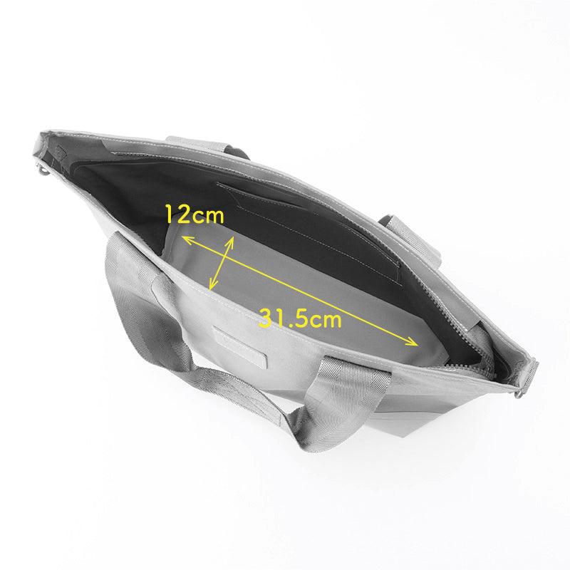 【KEVIN】バッグ内側の寸法図。収納スペースの高さ・幅のサイズが分かる内部構造表示