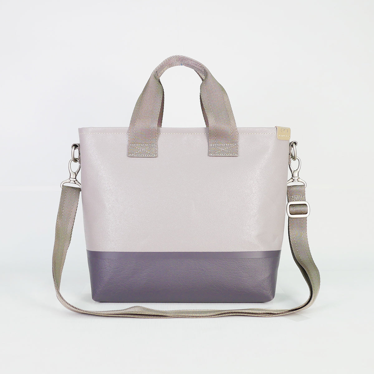 ルイス［ LUIS ］