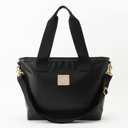 【KEVIN】ブラック別売り2WAYナイロンベルト（幅3.8cm）を装着したトートバッグの正面