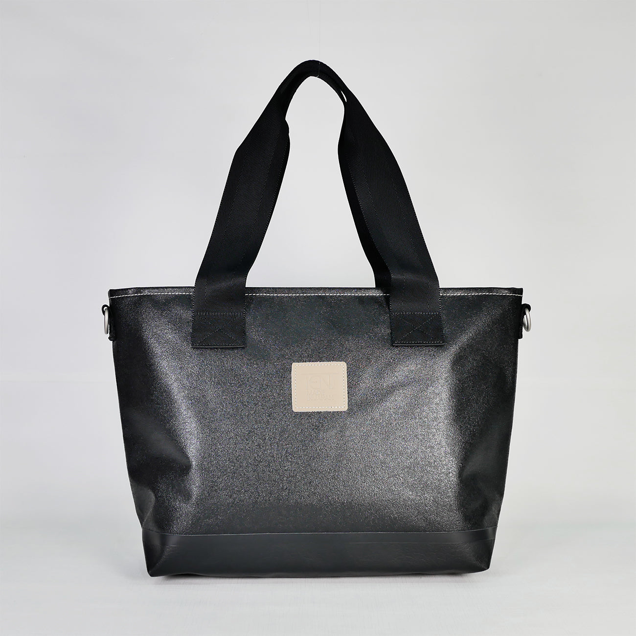 【KEVIN】ブラック（BLACK）カラーのPVCコーティングポリエステルトートバッグ